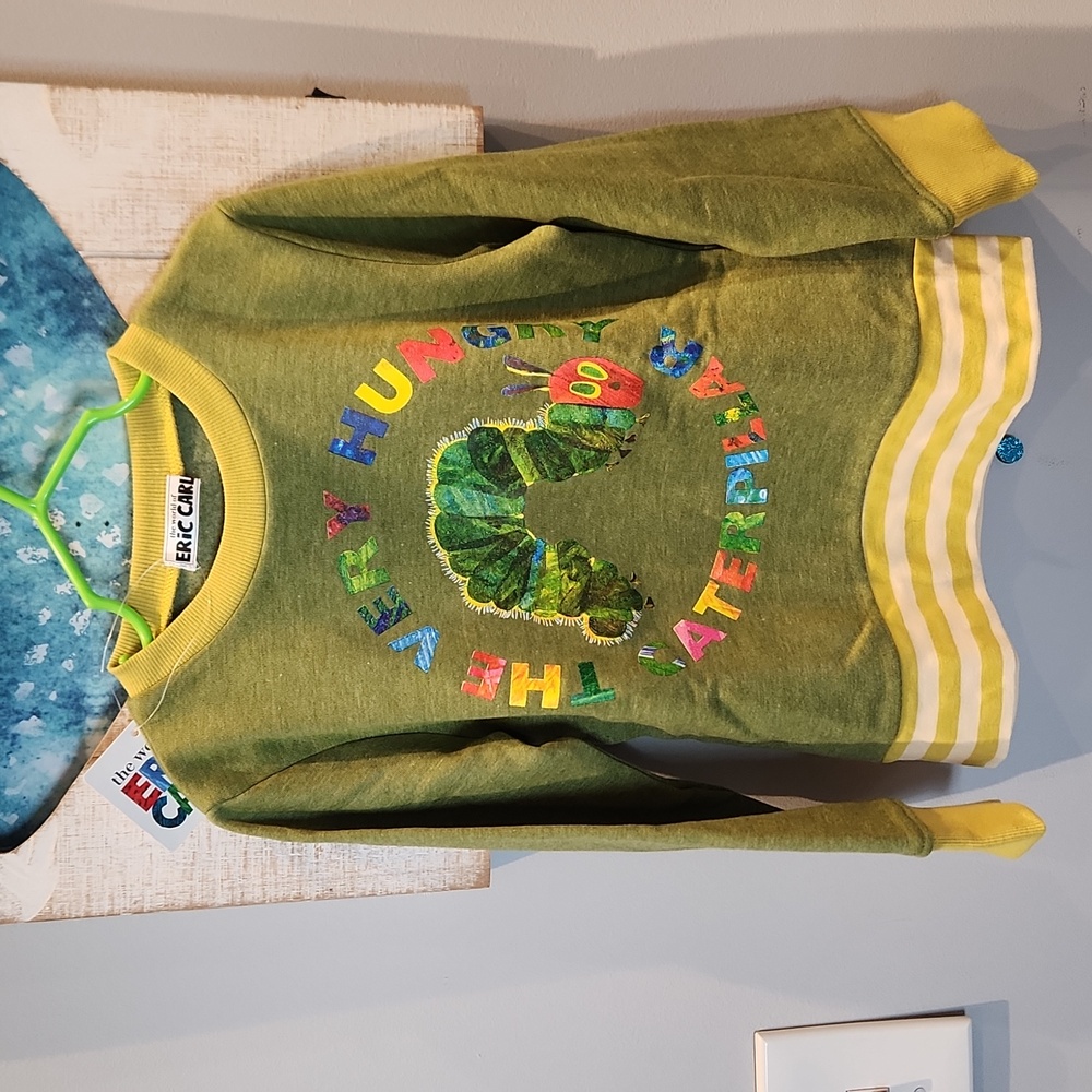 NWT The world of Eric Carle Very Hungry Caterpillar kids sz 120 (6-7) Sweatshirt